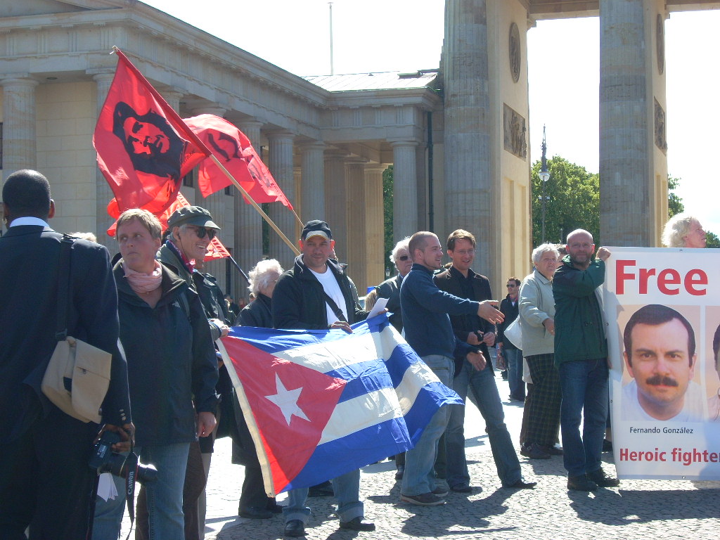 Demonstration für die Befreiung der Cuban 5 - Berlin 12.6.09